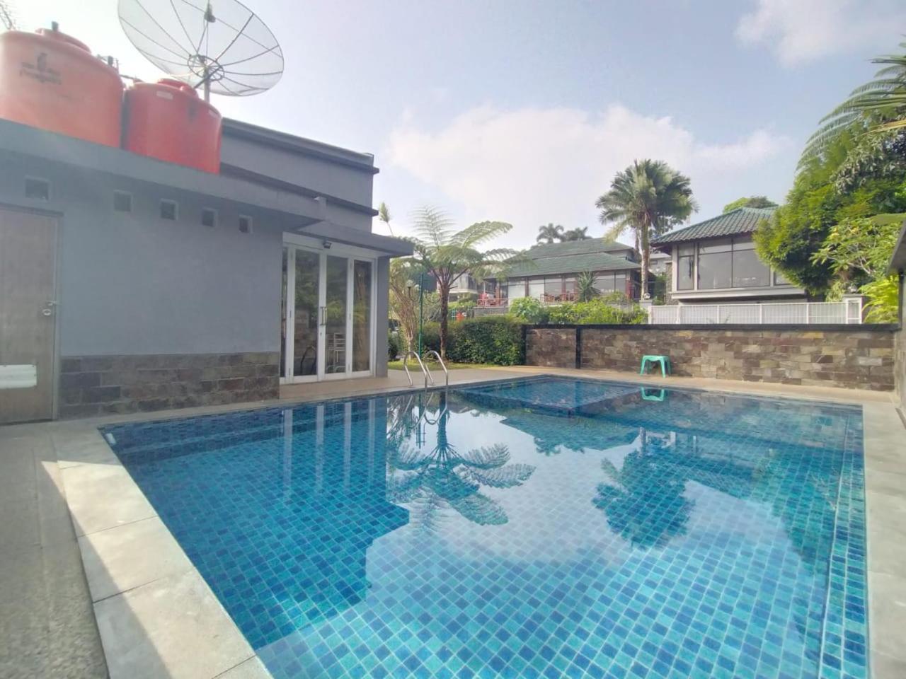 Villa Bukit Danau Lot 14 Cinengangirang Zewnętrze zdjęcie